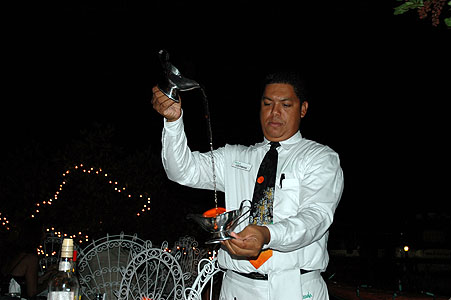 Anniversary dinner Nov. 1, 2010 Cancun 030.JPG